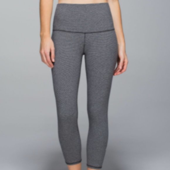 lululemon athletica Pants - Lululemon Grey Crop size 6